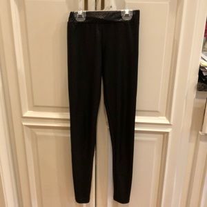 Girls Gianni Bini Black Textured leggings
